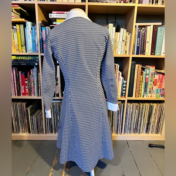 Vintage 70’s mod dolly button down warm winter houndstooth dress - Picture 2 of 2
